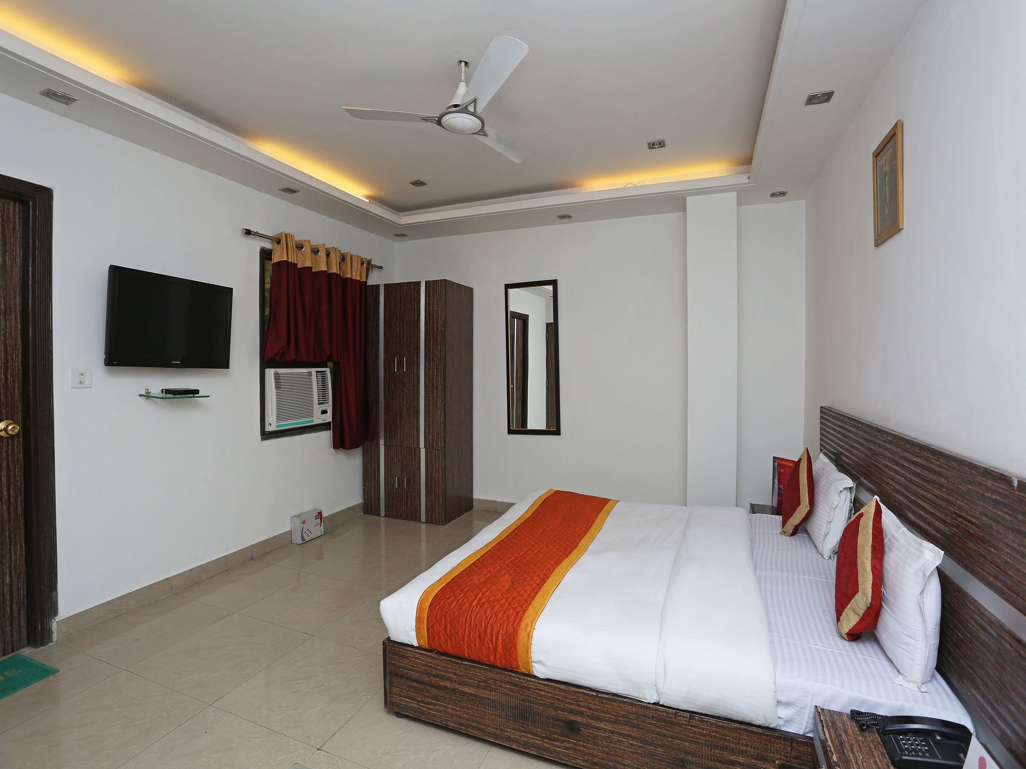 Oyo 10257 Hotel Lotus Park Γκουργκάον Εξωτερικό φωτογραφία